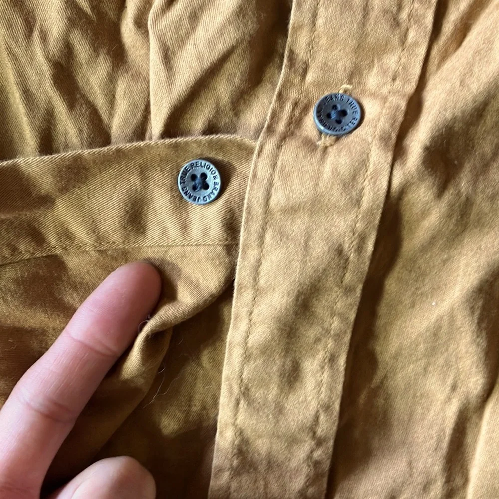 True Religion Triple Needle Long Sleeve Shirt in Chipmunk